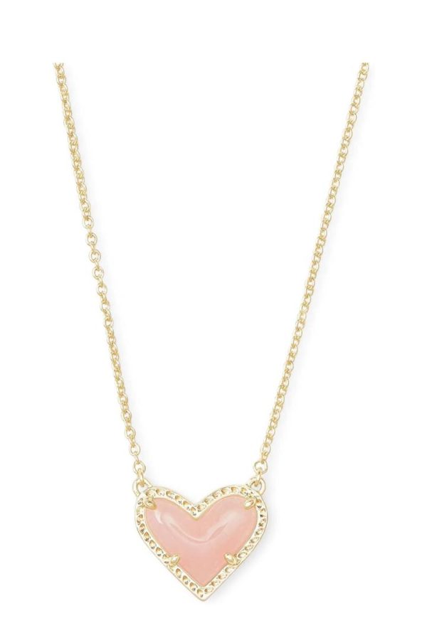 Elisa Pendant Necklace.